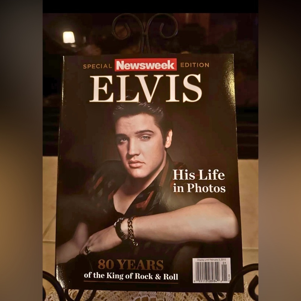 Special Newsweek Edition Elvis Presley 80 Years of the King of Rock & Roll 2015
